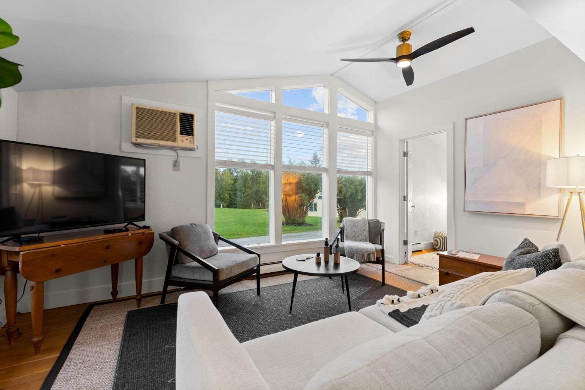 Red Clover Inn Mendon Екстер'єр фото