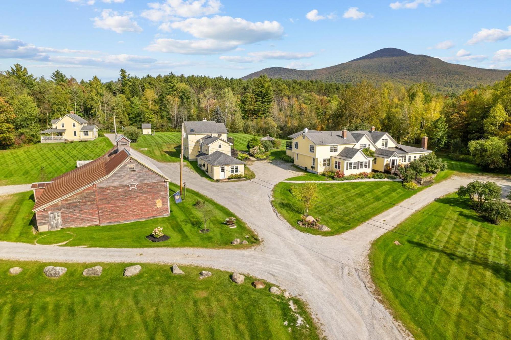 Red Clover Inn Mendon Екстер'єр фото