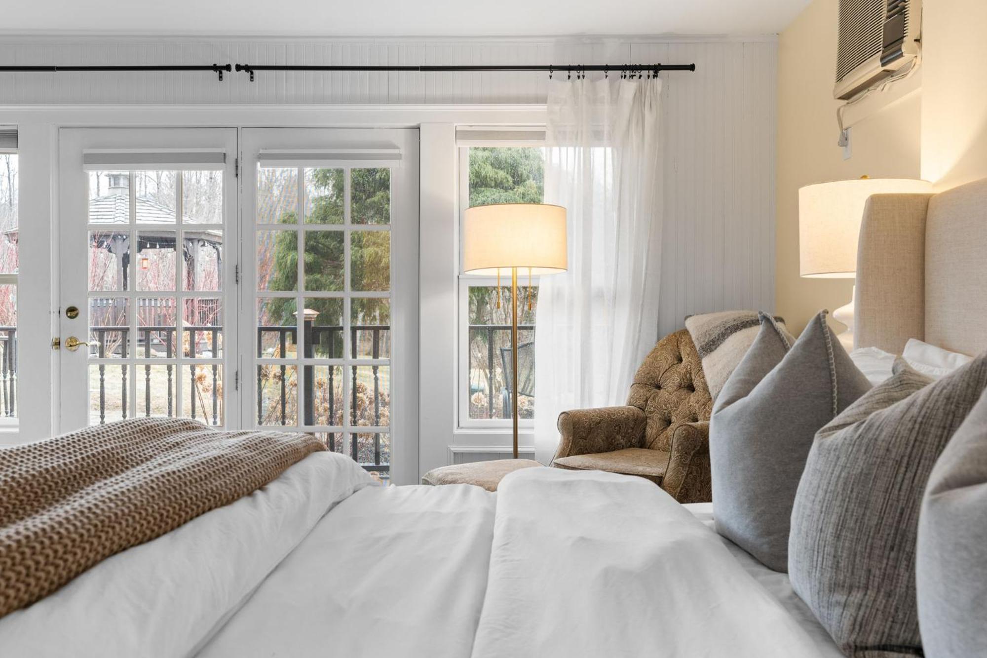 Red Clover Inn Mendon Екстер'єр фото